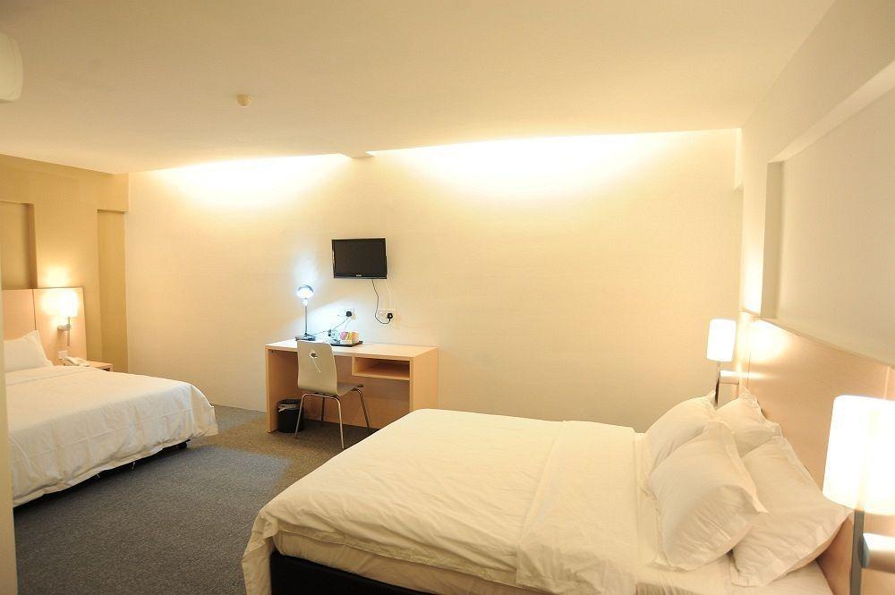Super 8 Hotel @ Georgetown Dış mekan fotoğraf